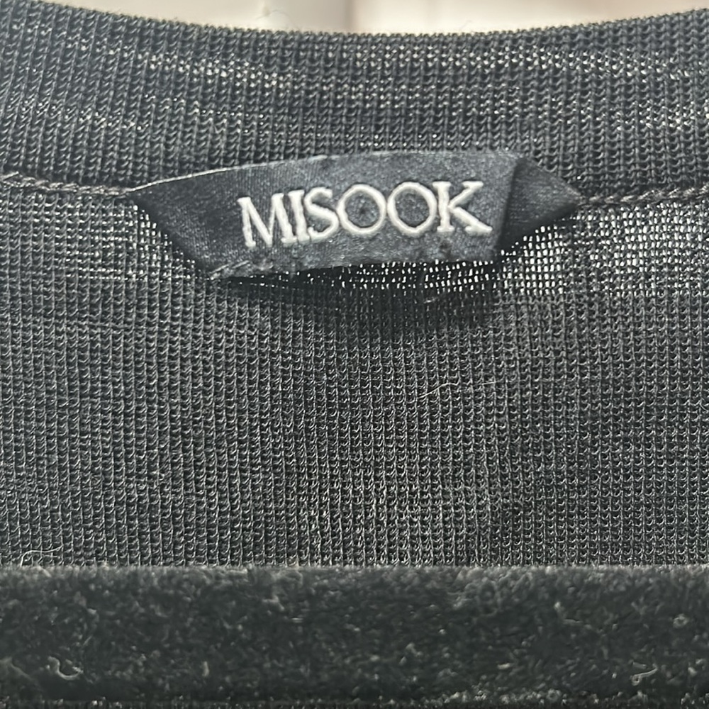 Blk Misook square neck sleeveless knit top XL Excellent condition. Office or cas - Picture 2 of 5